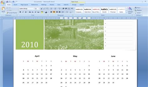 Tapi anda masih bisa melihat di bagian atas. "Cara Membuat Kalender Sendiri dengan Microsoft Word 2007"