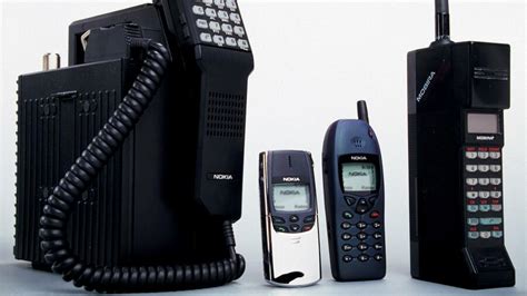 Ein mobiltelefon, im deutschsprachigen raum auch handy, früher auch funktelefon oder vor den geräten, die heute als mobiltelefon bezeichnet werden, gab es einige vorläufer. Blick zurück: Wie Nokia die Handywelt prägte