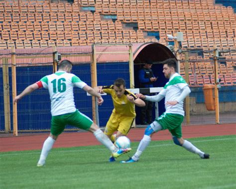 Si vous souhaitez parier sur viitorul liteni (roumanie) il vous suffit de regarder les derniers résultats de. CUPA ROMÂNIEI Bradu Borca-CSM Ceahlăul, în debutul noului ...