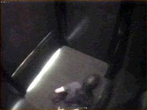 Cctv Girl Piss Lift Elevator Floor Thisvid Com Sexiz Pix