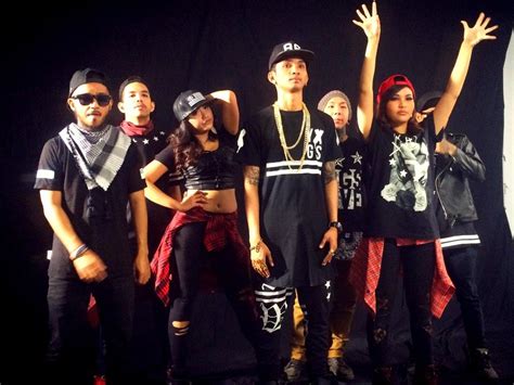 Young lex, anji manji, han yoo ra, m.a.s.g.i.b, atta halilintar, steffi zamora, aldy maldini. Lex Sugar: Biodata Young Lex