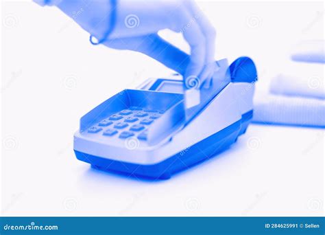 Credit Card Payment, Buy and Sell Products Service. Credit Card Payment