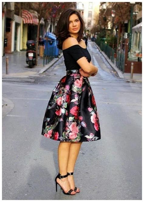 40 Captivating Floral Skirt Outfit Ideas Coupon Valid Floral Skirt Outfits Classy Outfits