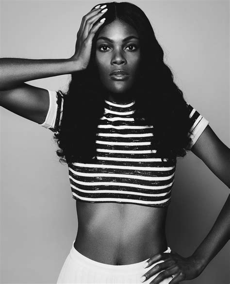 Pinterest Royaltyanaa 👑 ️🍯 Good Poses Black And Brown Women