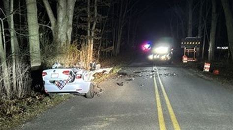 Passenger Dies Driver Seriously Injured In Plainfield Township Car Crash