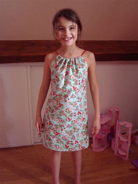 Patron de la robe qui tourne enfant | patron de couture. Tutoriel couture robe fille