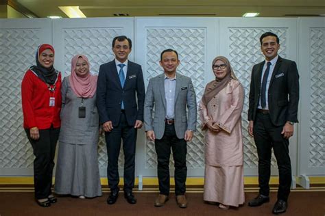 Jumlah ini lebih banyak daripada peruntukan dalam belanjawan 2018 malah merupakan peruntukan yang terbesar pernah diterima. PERTEMUAN BERSAMA MENTERI PENDIDIKAN MALAYSIA - Finas