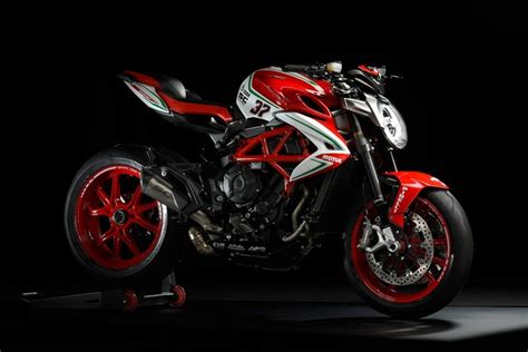 The engine was a cooling with separated liquid and oil radiators cooled four stroke, transverse three cylinder. 2018 MV Agusta Brutale 800 RC First Look - Cycle News