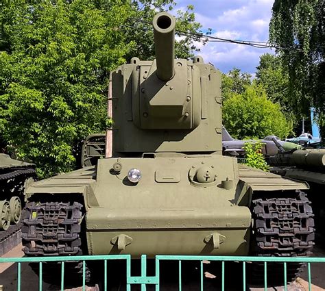 Preserved Soviet Kv 2 152mm Heavy Tank In Moscow Central Armed Forces