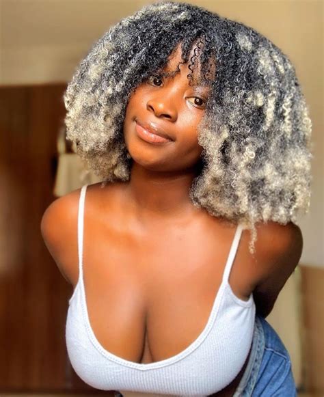 Top 10 Most Beautiful Girls In Nigeria Who Are Not Celebrities 2023