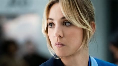 Flight attendant cassandra bowden wakes in her hotel room hungover from the night before in dubai with a dead body lying next to her. The Flight Attendant - Spoiler Time