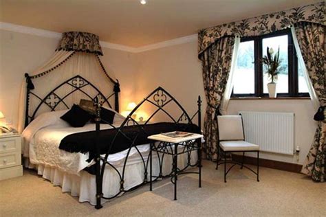 See more ideas about medieval bedroom, medieval, medieval decor. Modern Gothic Interior Design | InteriorHolic.com