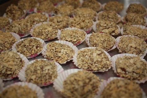 Maybe you would like to learn more about one of these? Sotorindu Restaurant & Catering: BISKUT NUTELLA NESTUM
