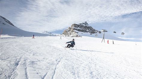 Early Season Cervinia 5 Days Snowboard Improvement Courses