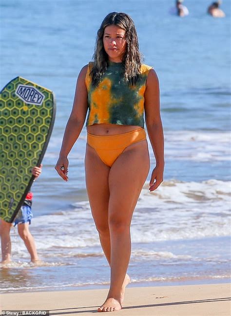 Gina Rodriguez Body Measurement Bra Sizes Height Weight Celeb Body Stat Info