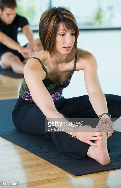Man Stretching Hamstring Photos And Premium High Res Pictures Getty Images