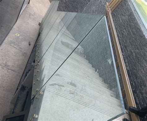 10mm clear toughened balustrade glass