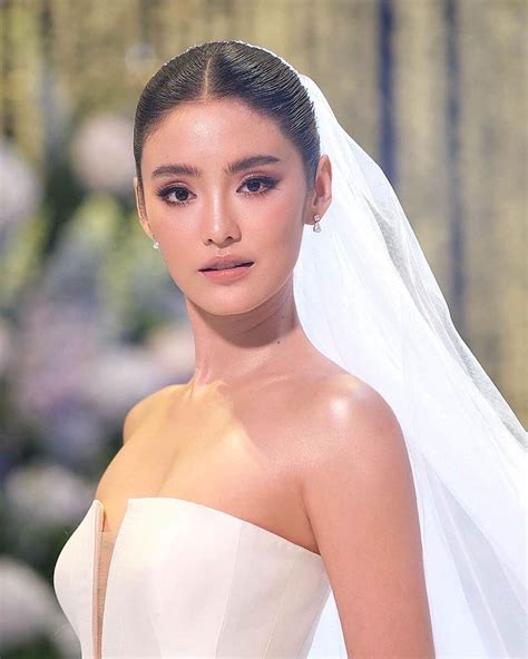 Korean Wedding Makeup Asian Bridal Makeup Wedding Makeup Looks Bridal Hair And Makeup Hair