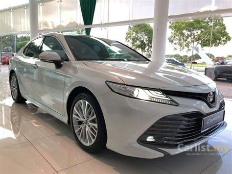 What will be your next ride? Toyota Camry 2020 V 2.5 in Melaka Automatic Sedan White ...