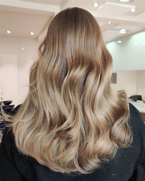 Golden Brown Hair Color With Caramel Highlights