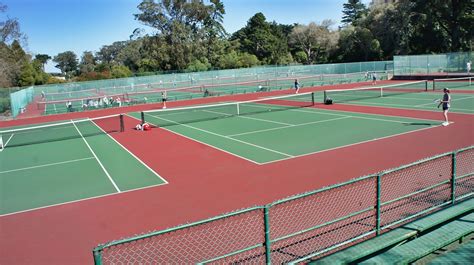 These tennis court surfaces are considerably the finest tennis grounds around the world. Tennis courts in Golden Gate Park, San Francisco | Doug ...