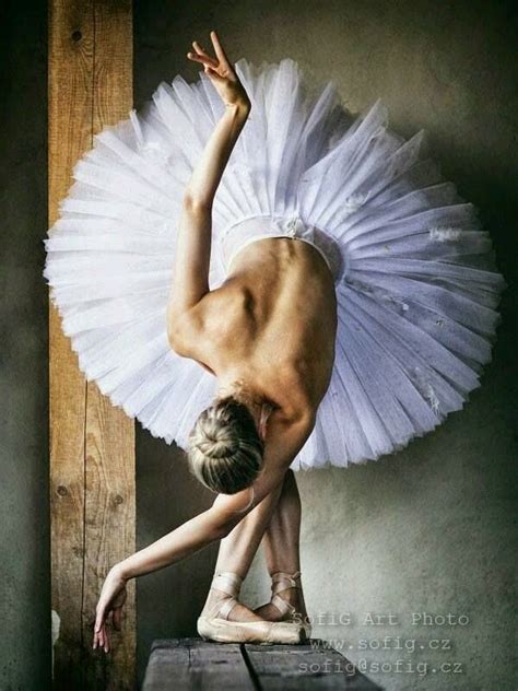 Pin By Jose Juan On Ballet Dance Dance Photography Dance Pictures Ballet Beauty