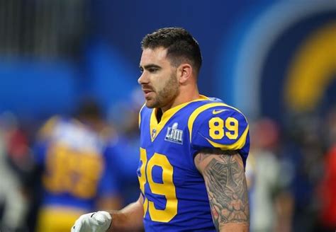 Rams Sign Tight End Tyler Higbee To Four Year Contract Extension Rams