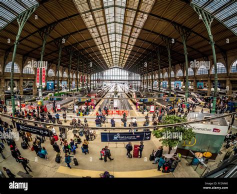 Gare Du Nord Railway Station Interior Paris France Stock Photo Alamy