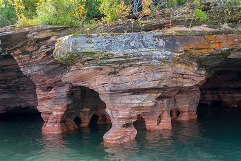 The Apostle Islands Sea Caves In Wisconsin Are Perfect For Kayaking