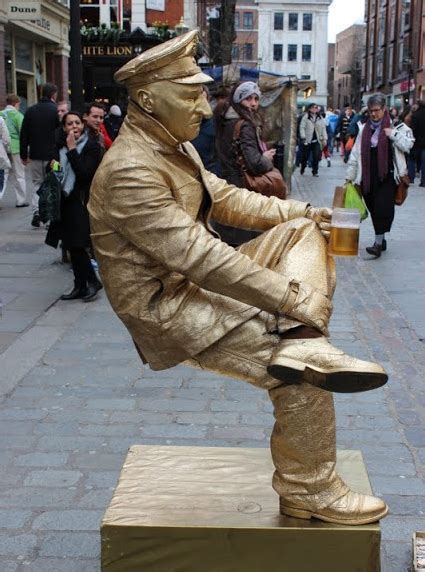 Street Performer In Covent Garden London Pics