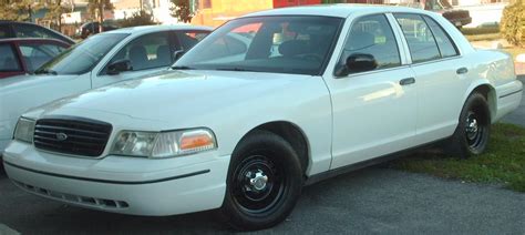 Ford Crown Victoria Police Interceptorpicture 6 Reviews News