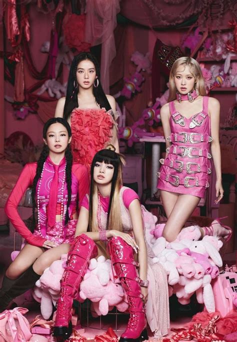 Six Years After Debut Blackpink Rewrites K Pop History By Topping