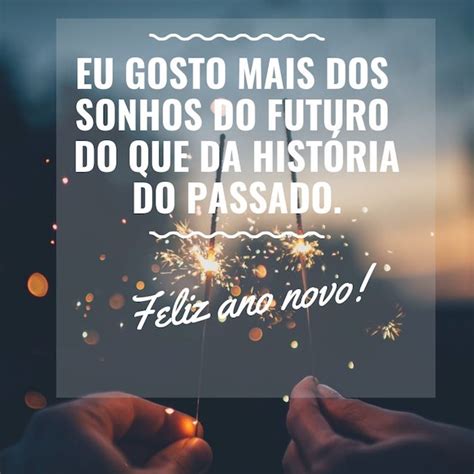 Esta frase é uma carta de paz, cheia de alegria, envolvida com carinho, fechada com um sorriso e enviada com um beijo. As Melhores Mensagens e Frases Curtas de Ano Novo 2021