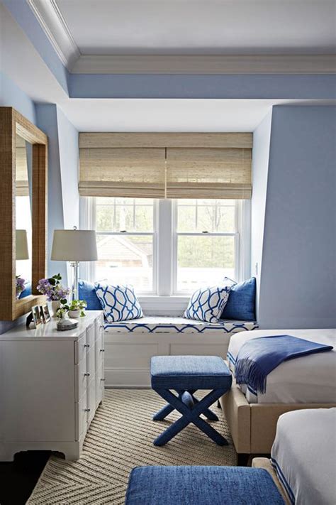 25 Dreamy Guest Bedroom Ideas And Essentials