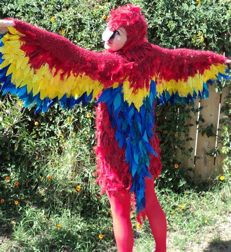 How to take the ideas that are just doodled and make them into a pattern to share, sell, or make real items just for yourself. Polly the Parrot - Sewing Projects | BurdaStyle.com
