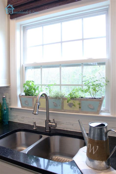 When space is limited, finding room for plants can be impossible. Build Your Own Custom Kitchen Herb Planter - Pretty Handy Girl