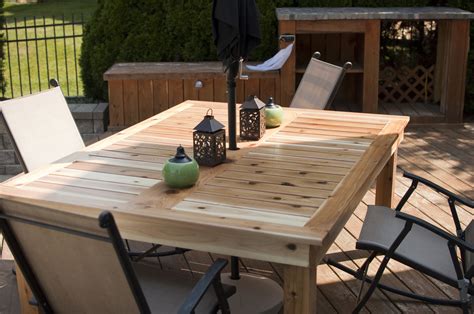See more ideas about outdoor, table settings, outdoor table settings. Simple Outdoor Dining Table | Ana White