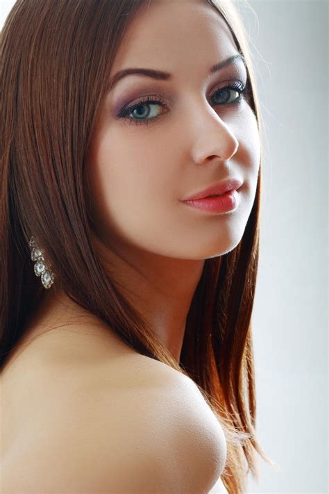 face women model portrait eyes long hair blue eyes brunette red photography fashion