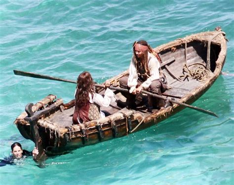 Johnny Depp Pirates Of The Caribbean 4 Set Pirates Of The Caribbean Photo 15523528 Fanpop