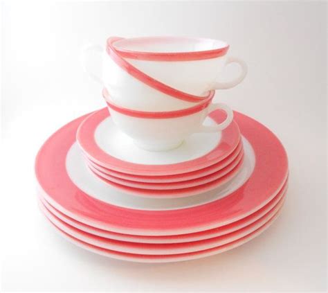 Pyrex Flamingo Pink Dishes 11 Piece Dinnerware Set Pink Dishes