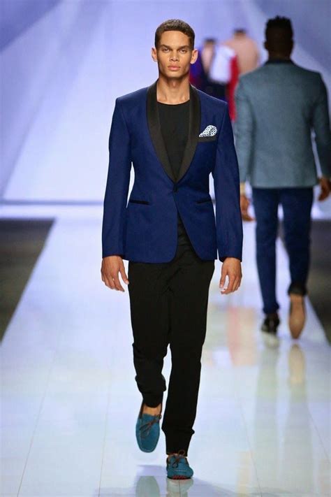 Browse the latest suits styles a special birthday offer just for you. Fabiani Fall/Winter 2015 - Johannesburg Fashion Week ...