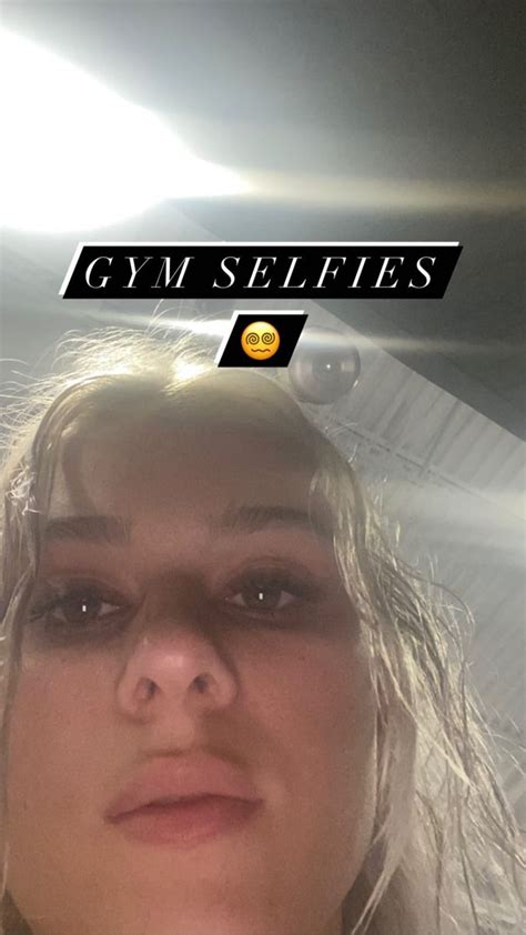 Gym Selfie Incoming Call Excercise Selfies Gymnastics Room Gym Room