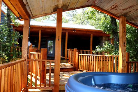 The natural way to cure cabin fever. Luxury Log Cabin Rentals Oklahoma | Timber Top in Ringold ...