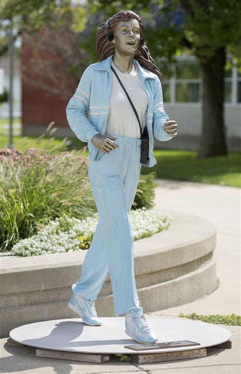 Last Chance To See 20 Seward Johnson Sculptures On Display In Saginaw