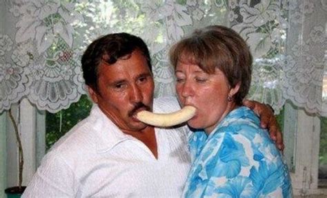 The Most Awkward Couples Photos That Will Make You Say Wtf Barnorama