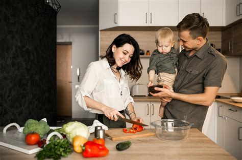 2,248 followers · blogger pages other brand kitchen/cooking cucina in famiglia videos torta di broccoli filante cotta al forno ricetta semplice e veloce Cena in famiglia, alcune ricette veloci - Mamma Oggi