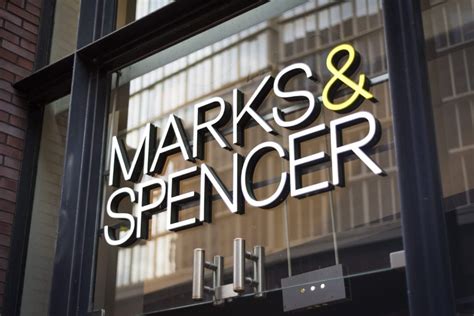 Marks And Spencer Store Closures Heres Why Mands Is Closing 110 Stores