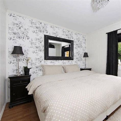 43 Bedrooms Where One Wall Features A Spectacular Wallpaper