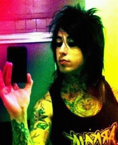 Emo Guys Cute Guys Falling In Reverse Falling In Love Steal This