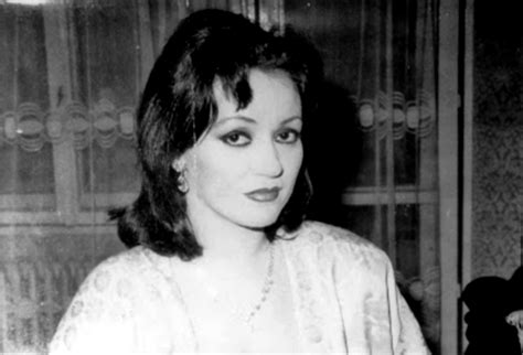 4 mai 1955, buzău — 1 noiembrie 1989, bucureşti) a fost o cântăreaţă de muzică uşoară şi profesoară de canto la şcoala populară de artă din bucureşti. Mihaela Runceanu a fost ucisă pe 1 noiembrie 1989. Cine e ...